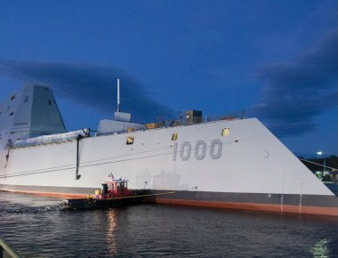 Θα χρειαστεί το αμερικανικό Ναυτικό να αναθέσει έναν νέο ρόλο στα stealth αντιτορπιλικά κλάσης «Zumwalt»; (φωτό, βίντεο)